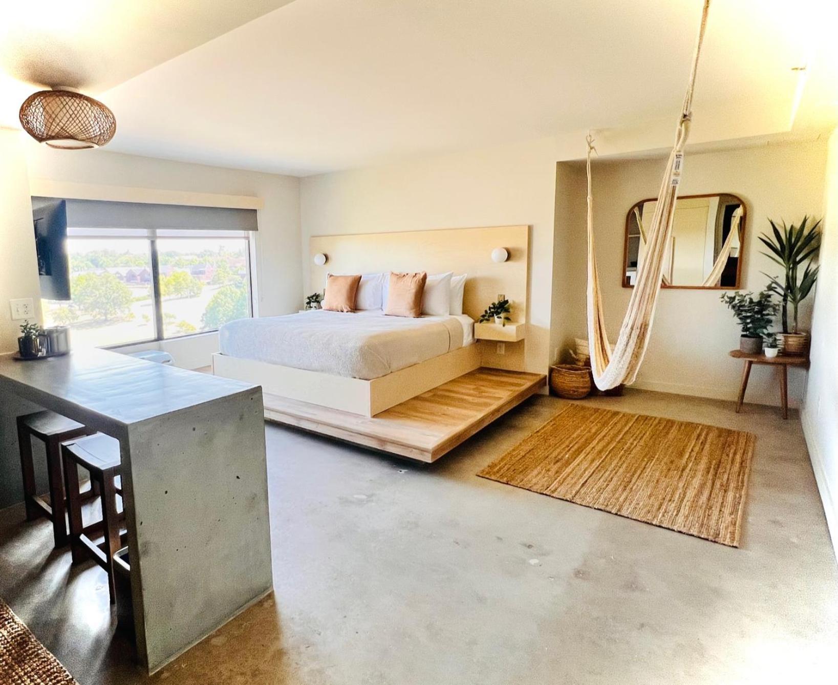 Brut Hotel Tulsa Kültér fotó