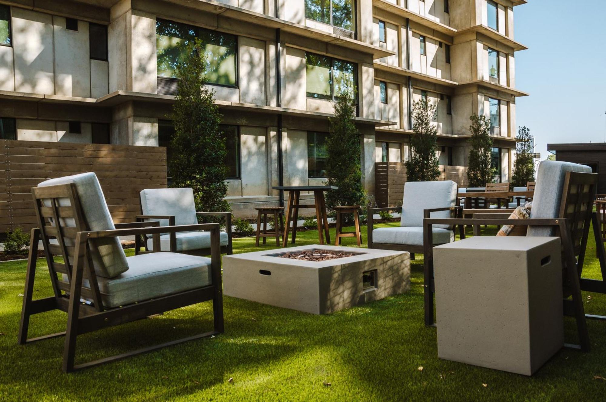 Brut Hotel Tulsa Kültér fotó